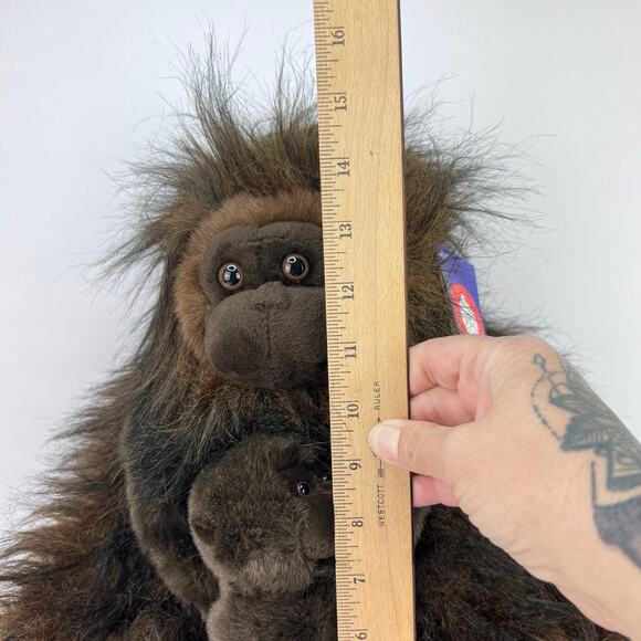 NEW People Pals Plush Ape Orangutan‎ Long Brown Fur Plush Gorilla 14in w Baby - Picture 13 of 13